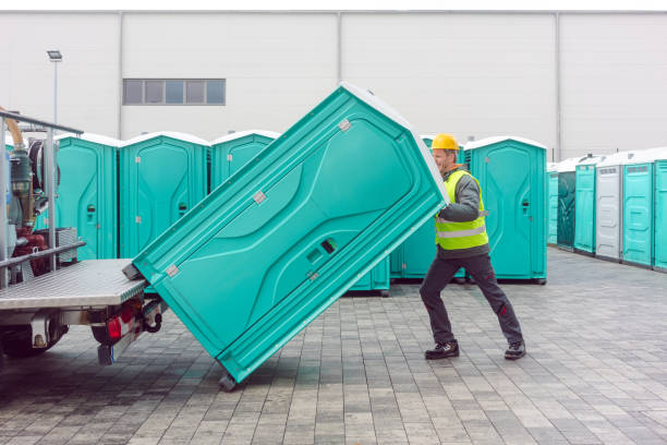 Best Construction site porta potty rental  in Staunton, IL